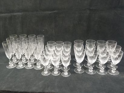 St Louis, 36 verres en cristal, 3 tailles,...