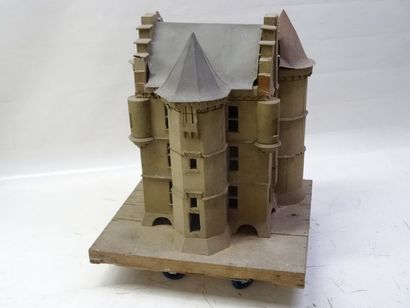 Maquette de château Fort en bois, toiture...
