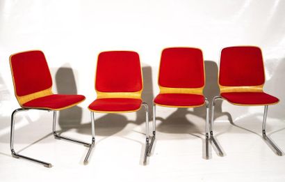 FLÖTOTTO ÉDITEUR

Suite de 4 chaises.

Pieds...