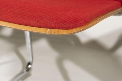 FLÖTOTTO ÉDITEUR

Suite de 4 chaises.

Pieds...