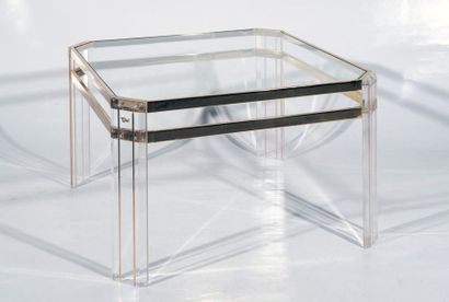 TRAVAIL MODERNE

Table basse de salon ; métal...
