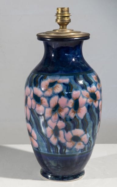 CAMILLE THARAUD (1878-1956) À LIMOGES

Vase...