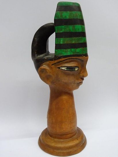 Jean MARAIS

Buste de jeune égyptien,

terre...