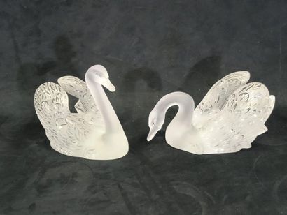 LALIQUE FRANCE

Paire de cygnes en cristal...