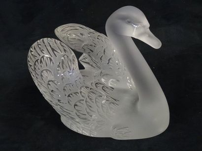 LALIQUE FRANCE

Paire de cygnes en cristal...