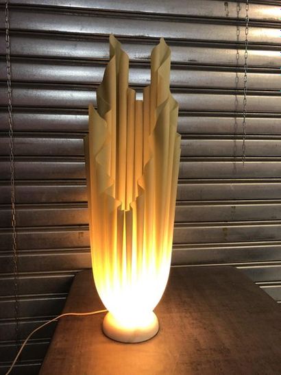 JACOB Georgia. 

Lampe modèle ATHENA à diffuseur...