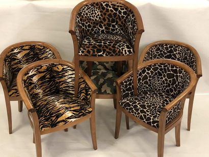Suite de 6 fauteuils de salon en bois blond...