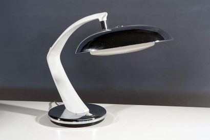 FASE 

Lampe de bureau rotative et à éclairage...