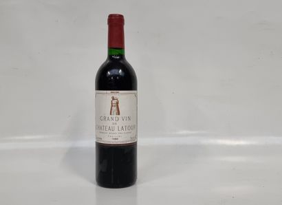 1 B CHÂTEAU LATOUR 1986 GCC1 Pauillac (étiquette...