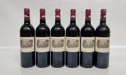 6 B CHÂTEAU LAFITE ROTHSCHILD 2001 GCC1 ...