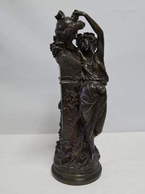 Albert- Ernest CARRIER-BELLEUSE (1824-1887)

Bacchante

Model...