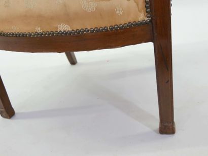 2 fauteuils en acajou et placage d'acajou,...