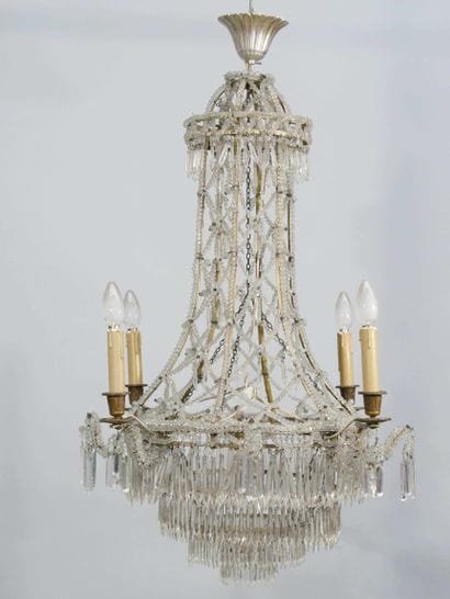 
Lustre de forme montgolfière à pampilles...