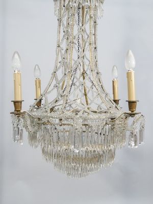 
Lustre de forme montgolfière à pampilles...