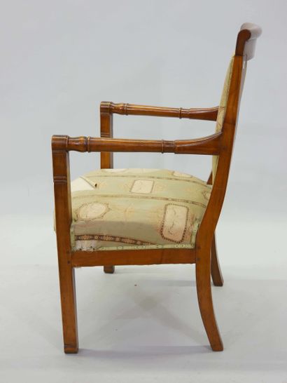 2 fauteuils en acajou et placage d'acajou,...