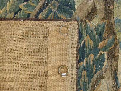 Élément de tapisserie représentant un personnage,...