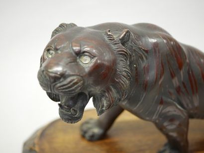 Work of the Far East of the 20th century
Tiger
Sculpture...