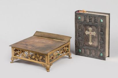 Altar lectern in gilt bronze and enamels...