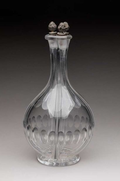 Four-compartment crystal bottle with clustered...