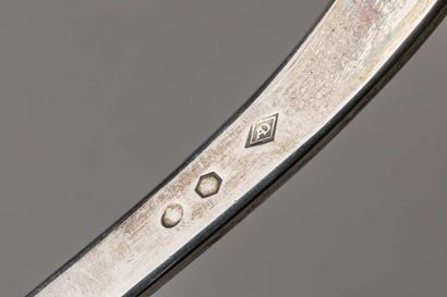 Ladle in plain silver with the number BB...