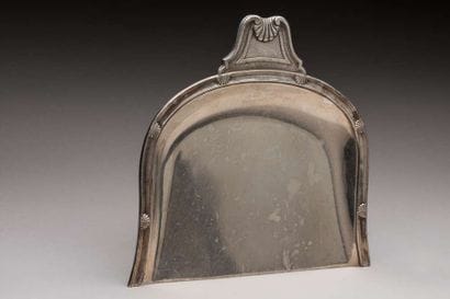 Silver plated metal crumb catcher with shells...