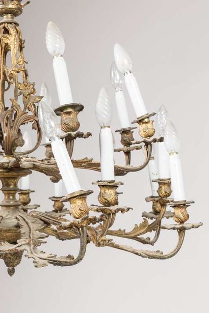 Bronze chandelier with 24 lights on two rows,...