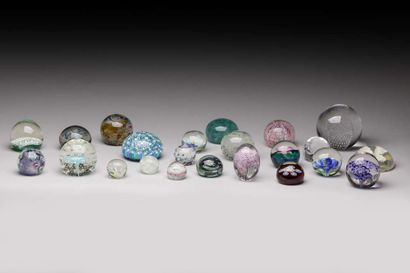 Batch of 20 various sulfides