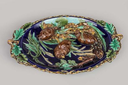 SARREGUEMINES: Large oval dish in polychrome...