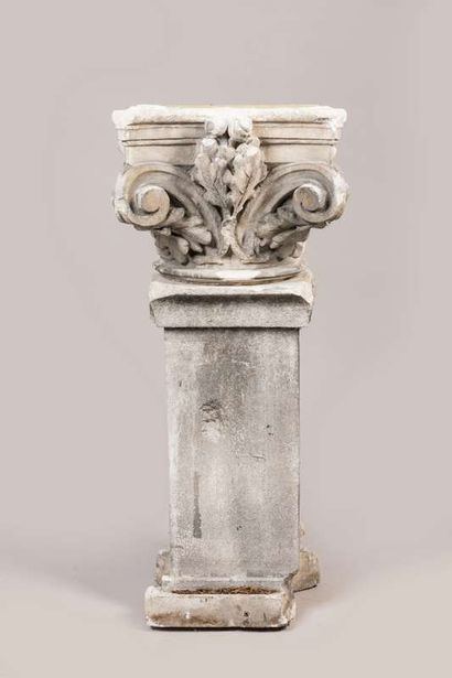 Corinthian capital in limestone with curved...