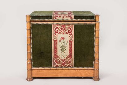 Wooden chest, the amounts worked to simulate...