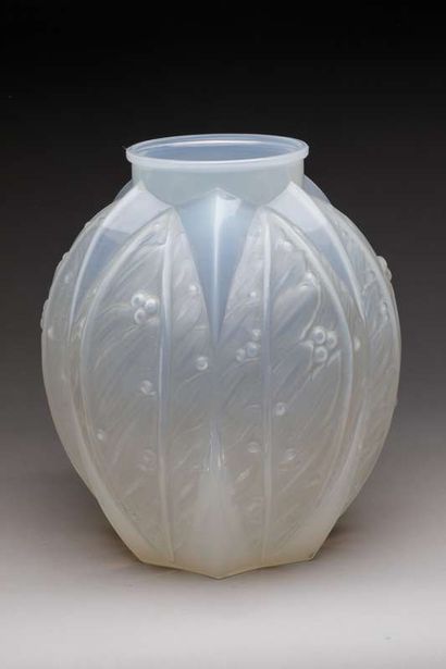 Vase out of opalescent moulded glass assembled...