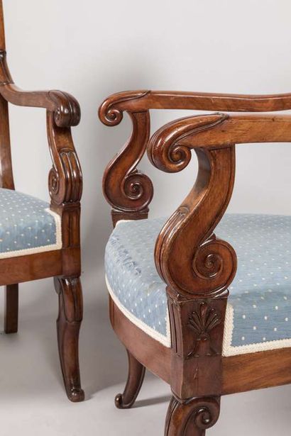Suite of 5 mahogany and mahogany veneered...