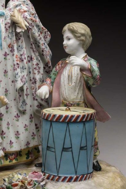 Saxony, porcelain group: woman and children,...