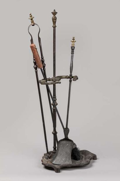 Pair of cast iron andirons with cats
Height...