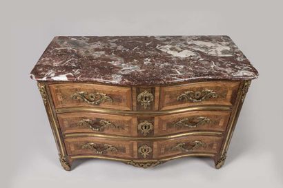 Chest of drawers with curved front in violet...