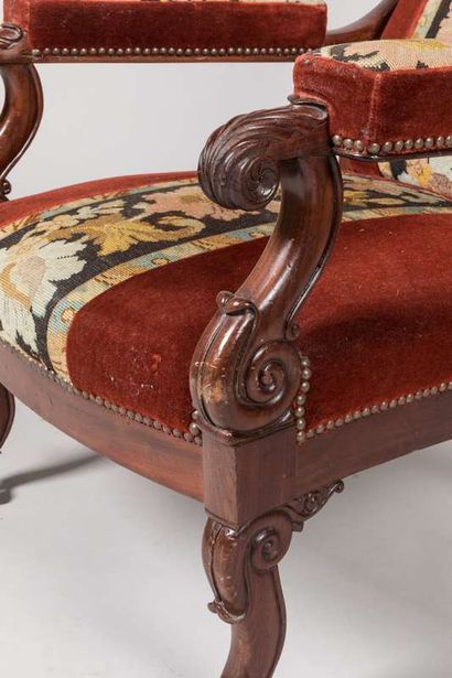 Mahogany and mahogany veneer Voltaire armchair...