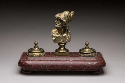 Marble and bronze inkwell 19th century
Height...
