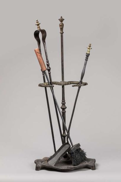 Pair of cast iron andirons with cats
Height...