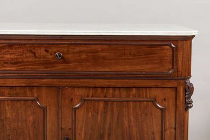 Mahogany and mahogany veneer sideboard opening...