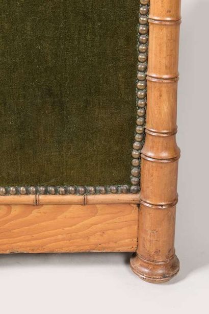 Wooden chest, the amounts worked to simulate...