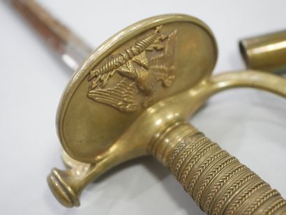 Epée d’officier type 1852/57. Clavier à l’aigle,...