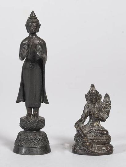 Lot de 2 statuettes religieuses asiatiques...