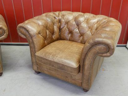 TRAVAIL MODERNE DANS LE GOUT CHESTERFIELD
Paire...
