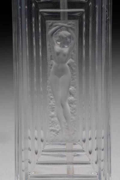 MAISON LALIQUE D'APRÈS UN MODÈLE DE RENÉ...