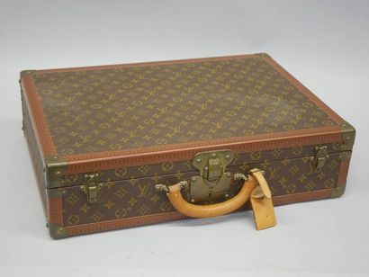 LOUIS VUITTON - Valise modèle Alzer 55, toile...