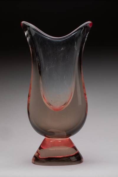 CRISTALLERIE DE SEVRES 
Vase en cristal de...