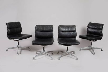 CHARLES ET RAY EAMES (1907-1978) ET (1912-1988)...