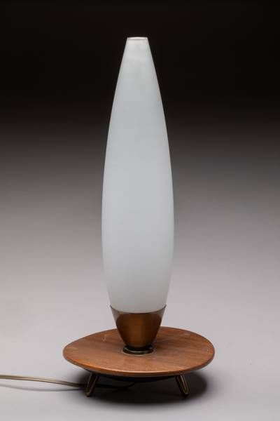 TRAVAIL SCANDINAVE DES ANNÉES 1960
Lampe...