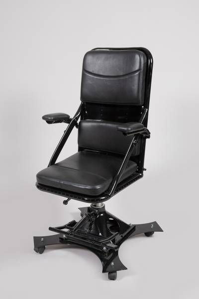 MONTAGE SECONDE MOITIE DU XXE SIECLE
Fauteuil...