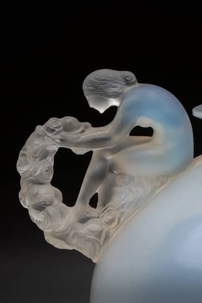 RENÉ LALIQUE (1860-1945)
